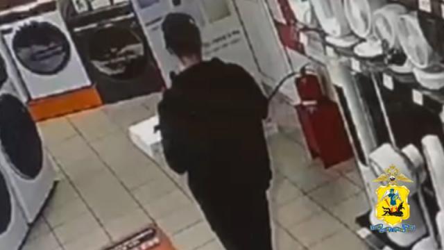 В Северодвинске изобличили молодого парня, промышлявшего кражами
