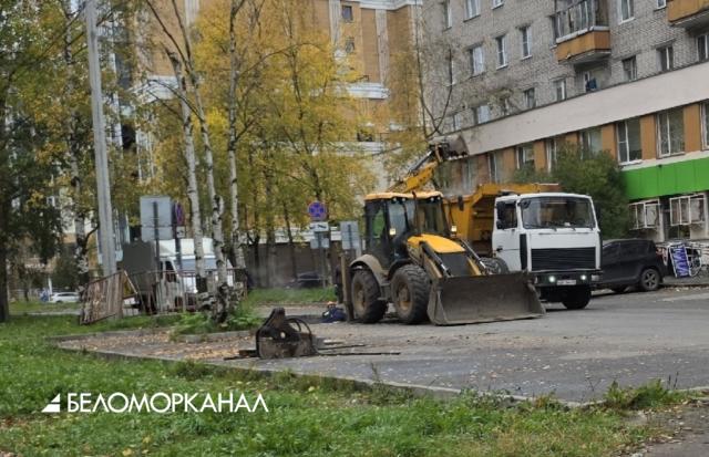 В Архангельске вновь перерыли Новгородский проспект