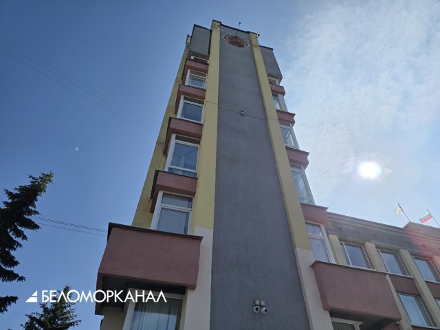 В Северодвинске стартовал прием документов на главу. В первый день никого